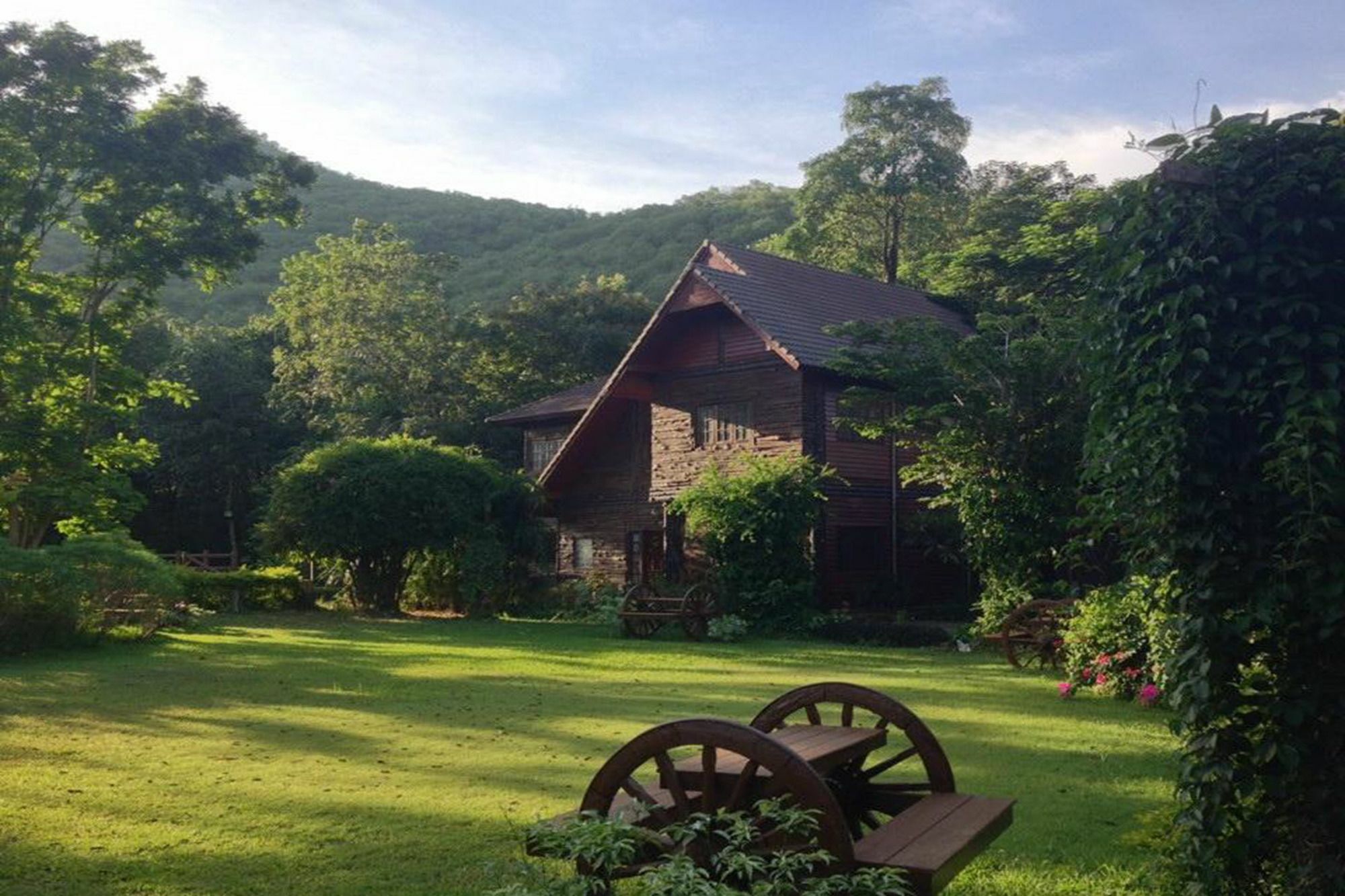 Khao Nam Fah Resort Pak Chong Екстериор снимка